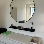 Az Apartment *
