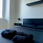 Az Apartment