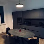 Apartment Az *
